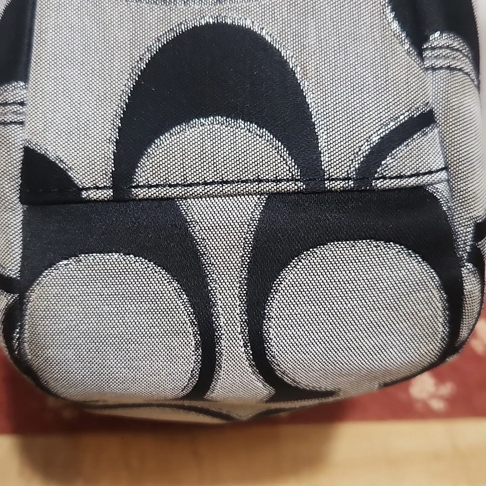 Coach Bag - Picture 9 of 15